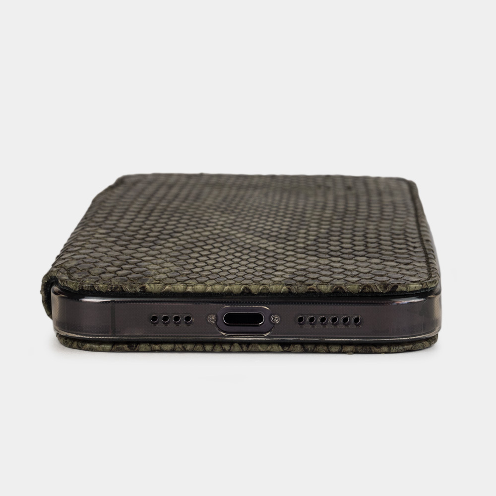 Чехол для iPhone 15 Pro Max из кожи питона, зеленого цвета