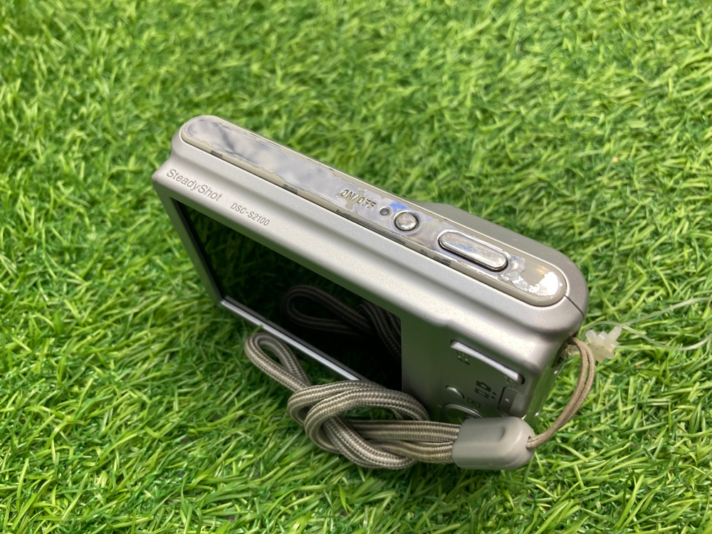 Sony Cyber-shot DSC-S2100