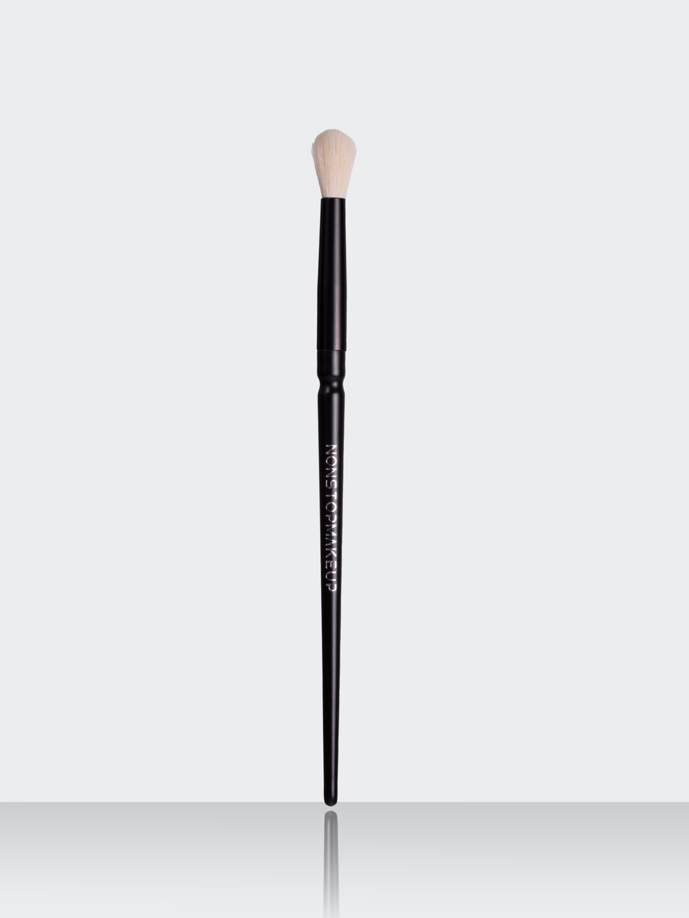 NONSTOPMAKEUP BS06 Pro Crease Eyeshadow Brush, Кисть для теней, для растушевки, высококачественный искусственный ворс, черная, 1 шт.