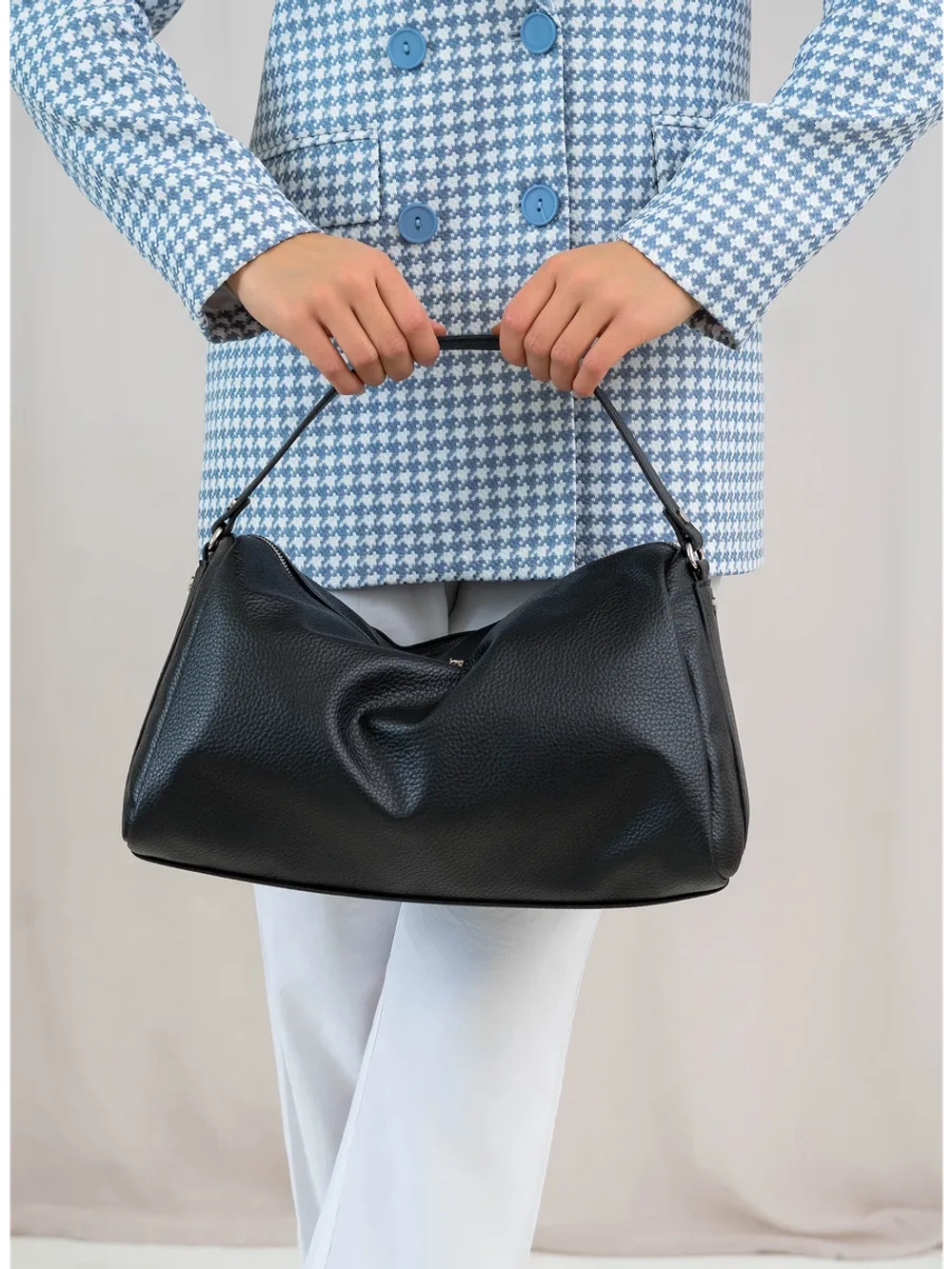 Сумка через плечо средняя багет