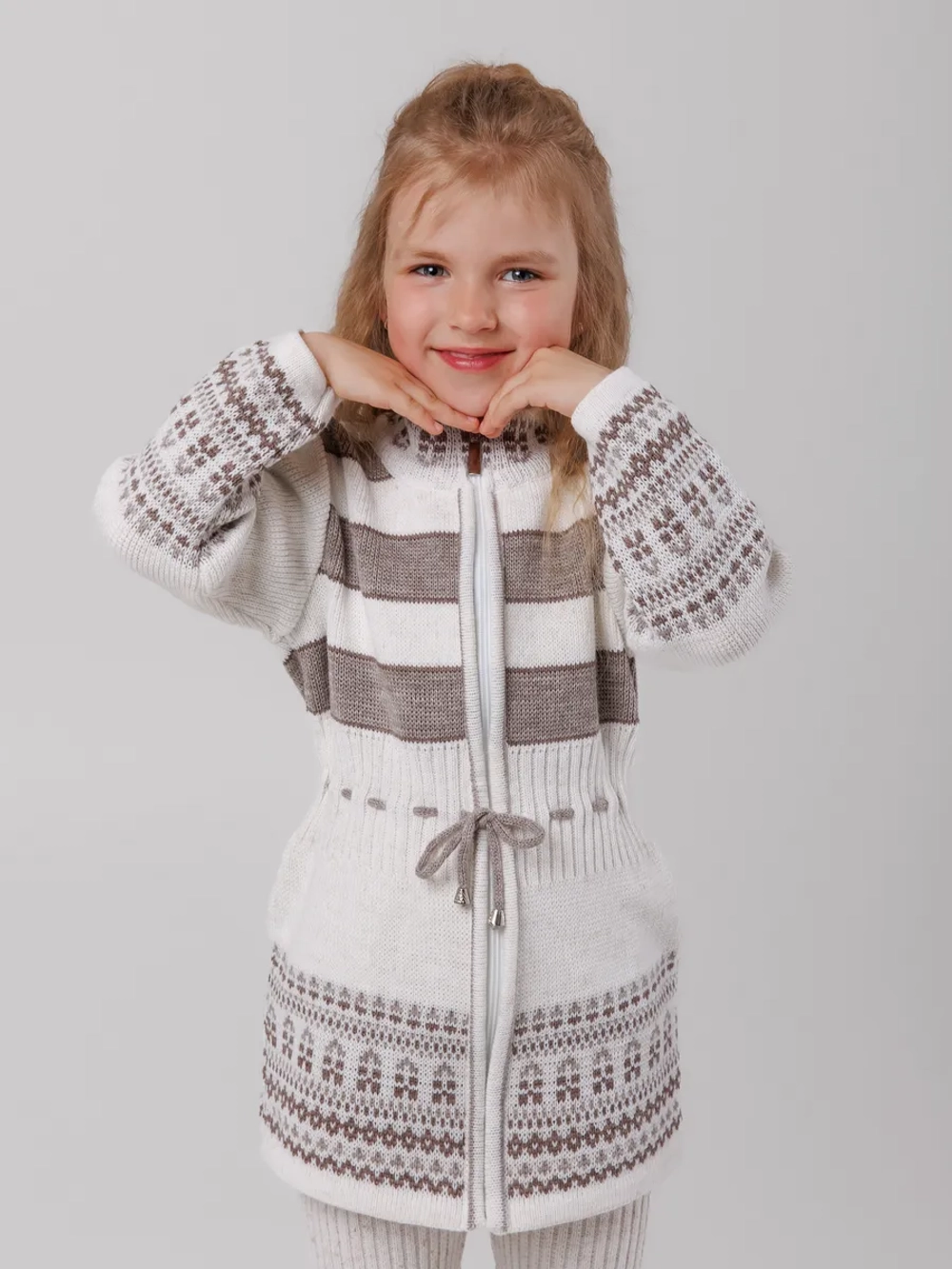 Кардиган вязаный на молнии для девочки