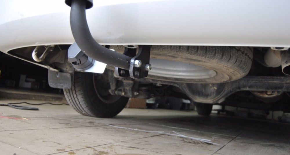 Фаркоп для Hyundai H1 2008-2018, 2018-2023 Тип шара: A. Нагрузки: 2000/90 кг, HY 26