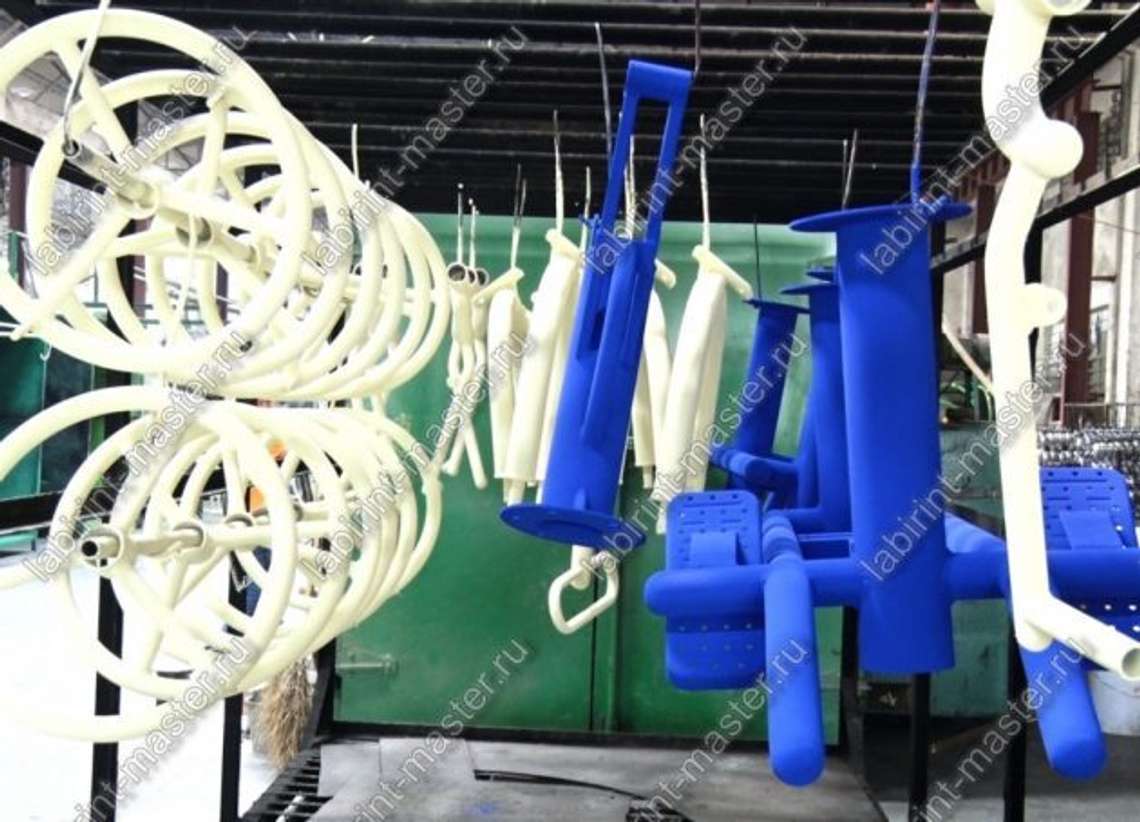 Покраска каркаса лабиринта: важность качественных материалов для долговечности