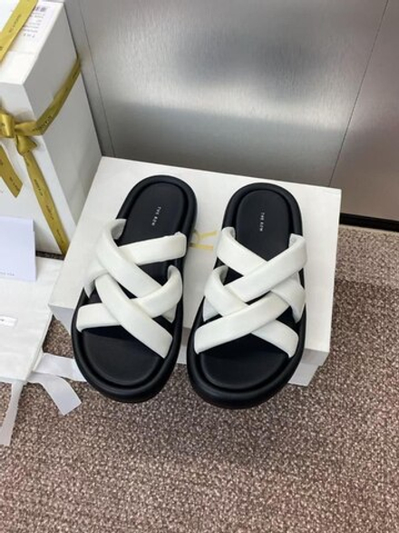 Шлепанцы The Row