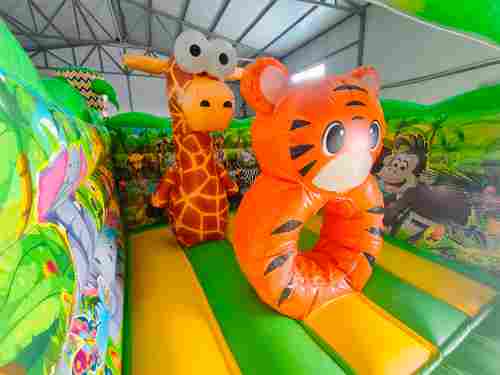 Коммерческий надувной батут «Чудо-сафари 2» 3,5*3,5*2,6 м