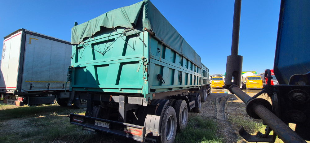 Планета 8529* Прицеп зерновоз 852911В-1