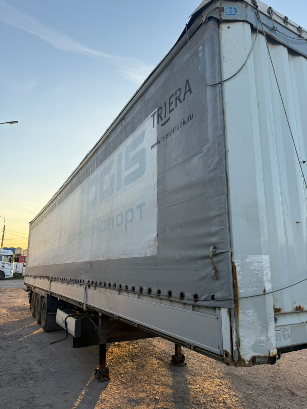Krone SD Полуприцеп шторный Krone SD с тентом