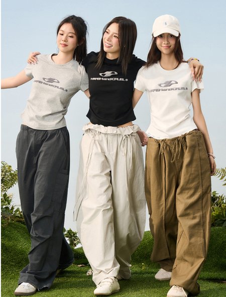 Женская футболка HARSHandCRUEL WMNS "Foam Logo" Crop Tee