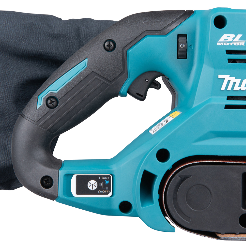 Аккумуляторная ленточная шлифовальная машина Makita BS001GZ