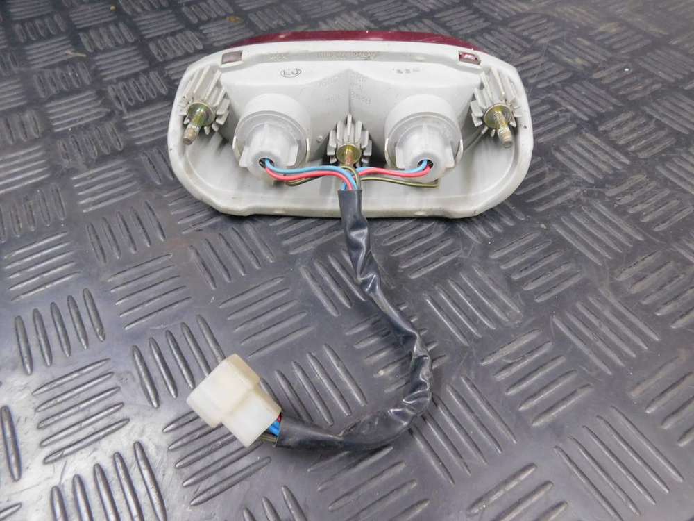 Стоп-сигнал Kawasaki ZZR 400 98 052995