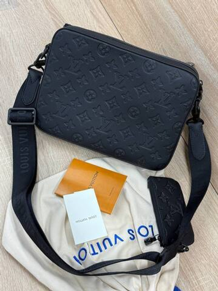 Сумка-мессенджер Louis Vuitton