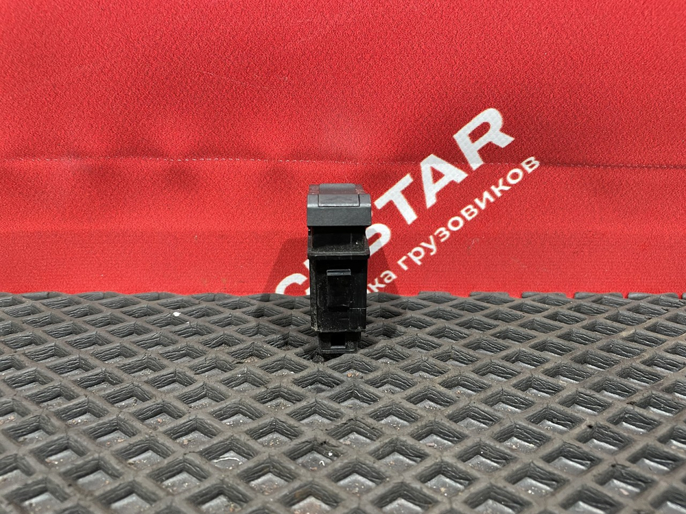 Кнопка блокировки дифференциала