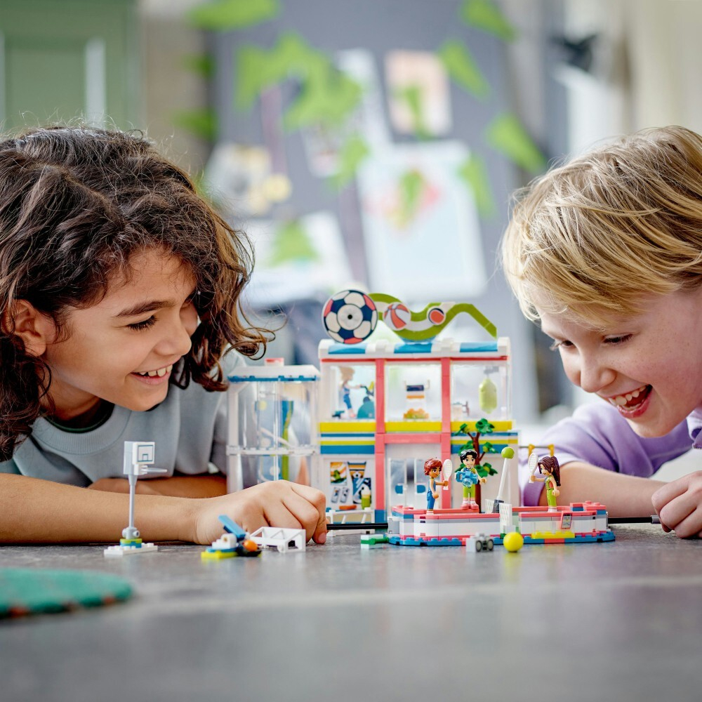 LEGO Friends — Спортивный центр 41744