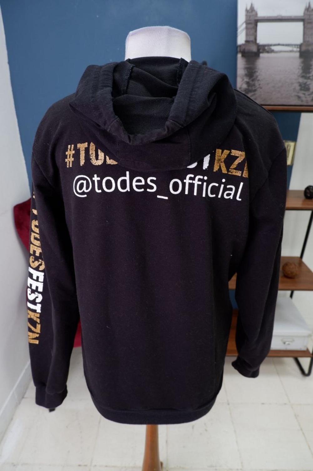 Толстовка  с принтом 44-46 размер