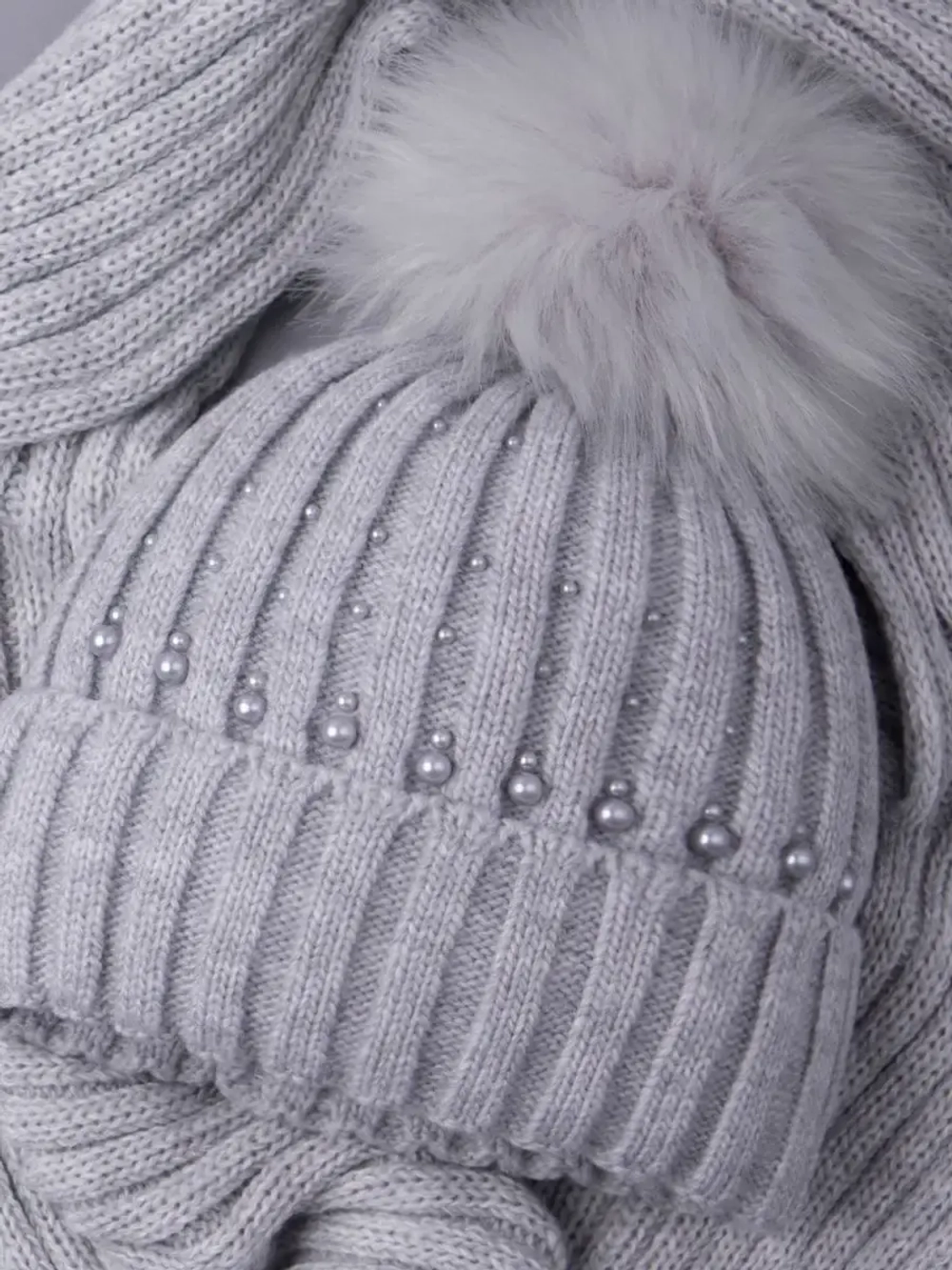 Шапка для девочки зимняя вязаная и шарф