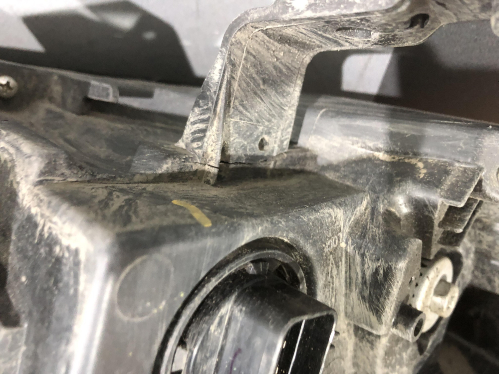 Фара правая LED Haval F7 1 19-22 Б/У Оригинал 4121103XKQ00A