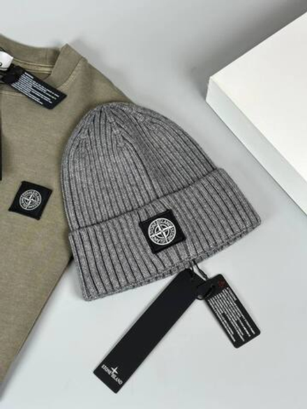 Шапка Stone Island