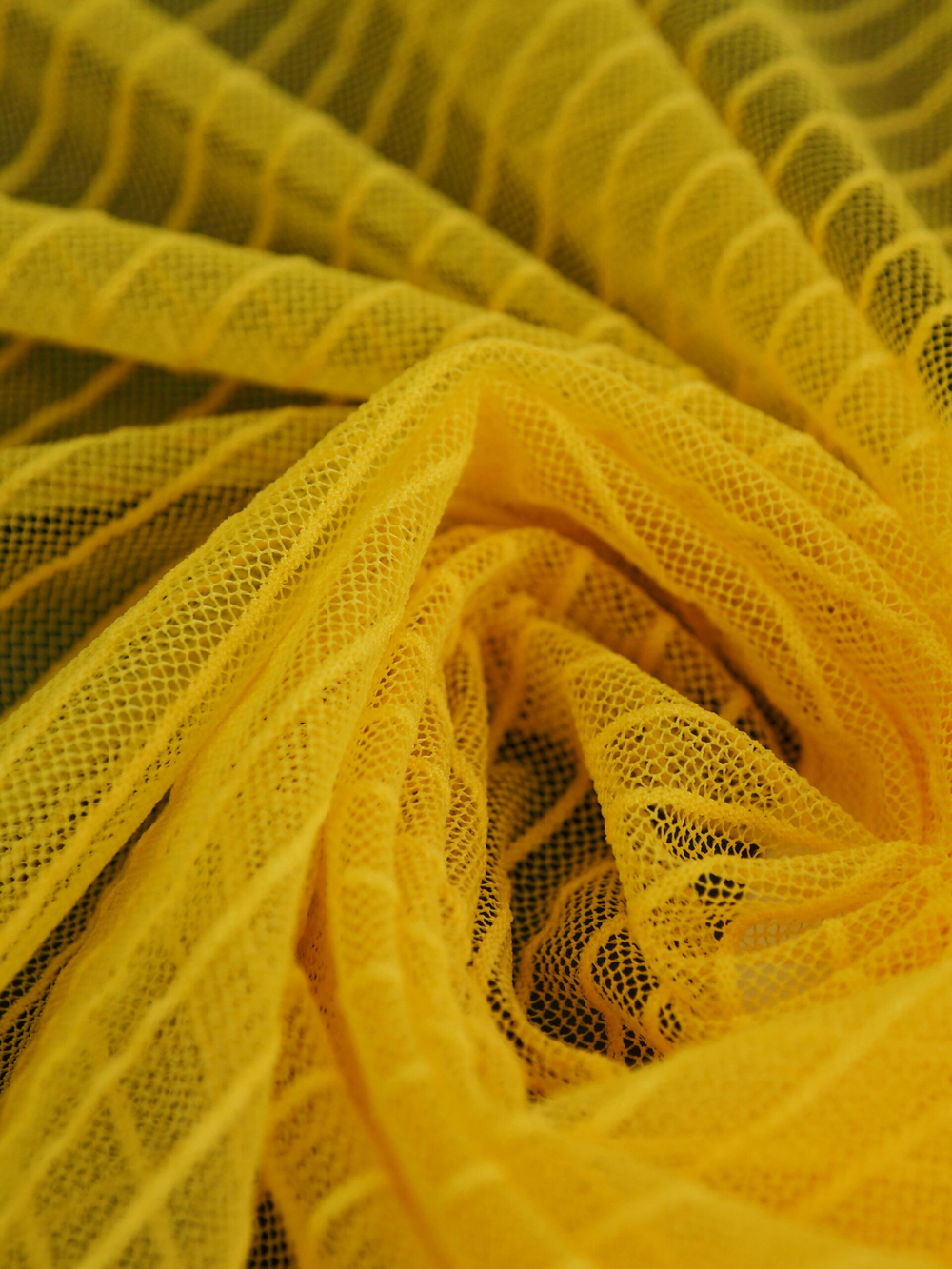 Сетка эластичная манго в полоску метражом