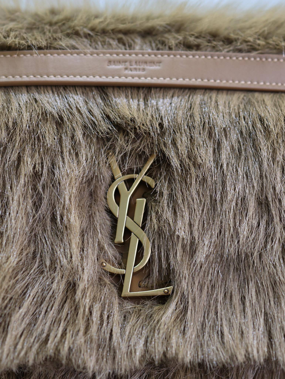 Yves Saint Laurent Niki 28 cm