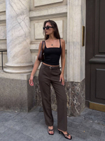 Брюки зауженного силуэта со средней посадкой