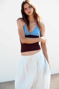 ZARA ОБЪЕМНЫЕ БРЮКИ СО СКЛАДКАМИ, СЕРО-СИНИЙ