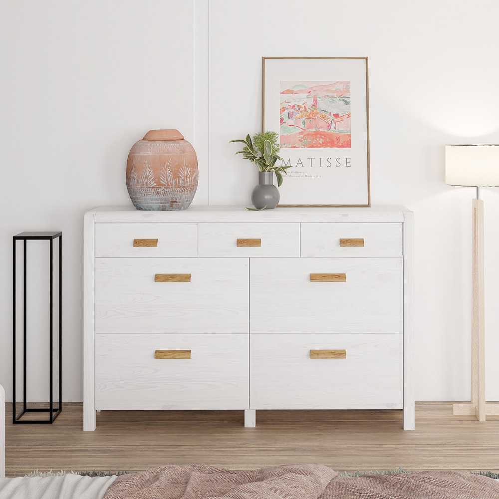 Комод, 131х39х100, Мадейра, для одежды и игрушек, белый, с 7 ящиками, под телевизор, из массива сосны, Dipriz