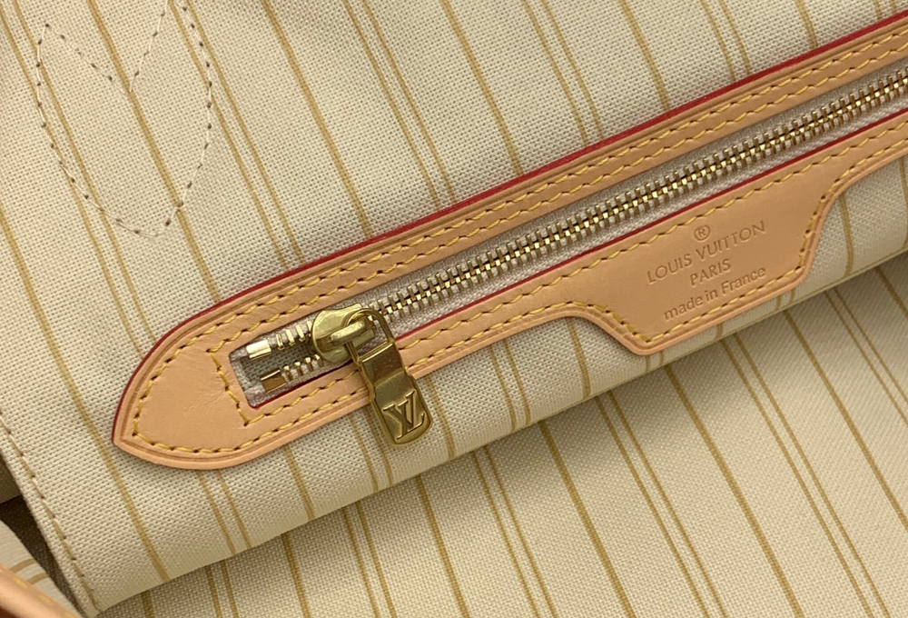 Louis Vuitton Neverfull PM