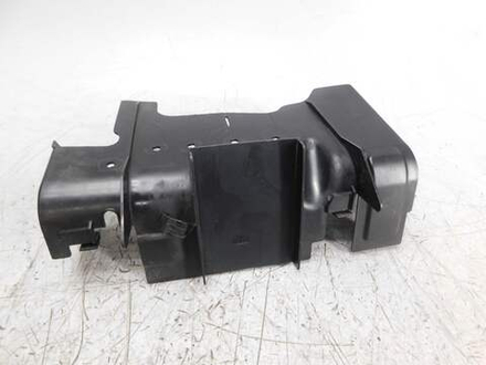 Пластик радиатора Suzuki DL650 V-Strom 17760-27G00