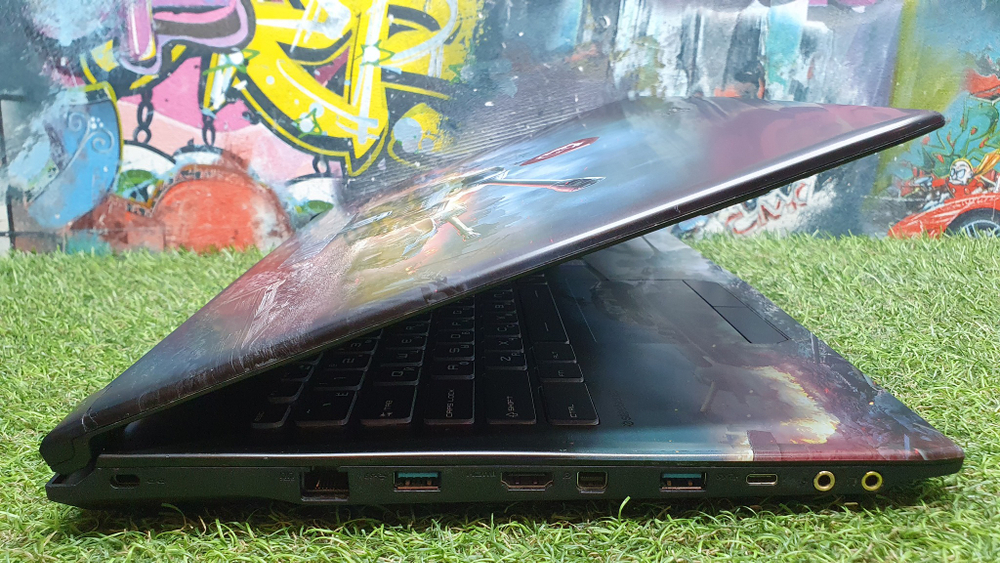 Игровой MSI i7-8/8Gb/GTX 1050 2Gb/FHD