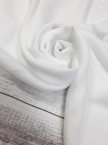 Штапель /  Белый