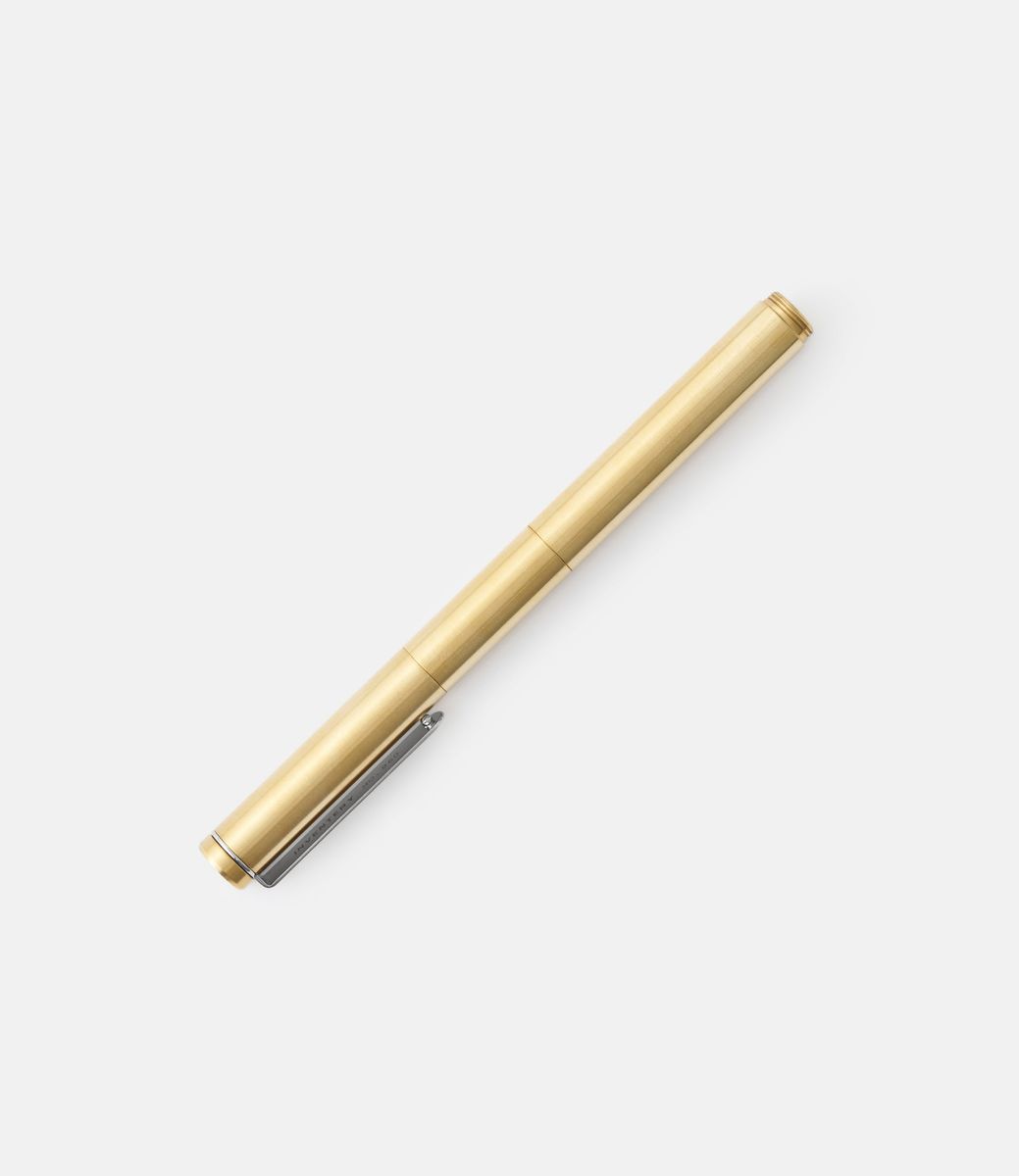 Inventery Pocket Fountain Pen Brass — карманная перьевая ручка