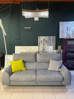 Диван Modi, Prianera