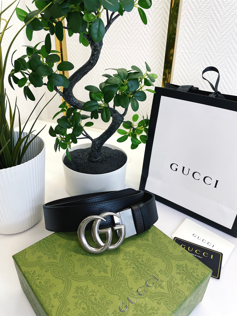 Gucci Двухсторонний кожаный ремень