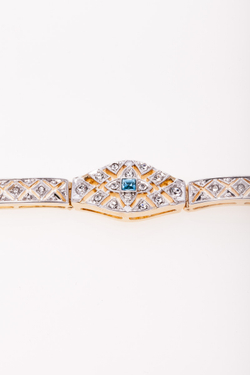 "Верта" браслет в золотом покрытии из коллекции "Изумрудные мечты" от Jenavi с замком пряжка