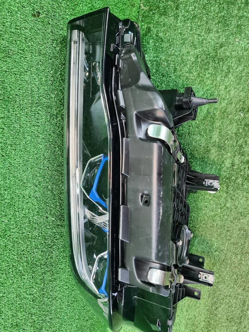 Фара правая BMW X7 G07 (2019-2022) Laser Light