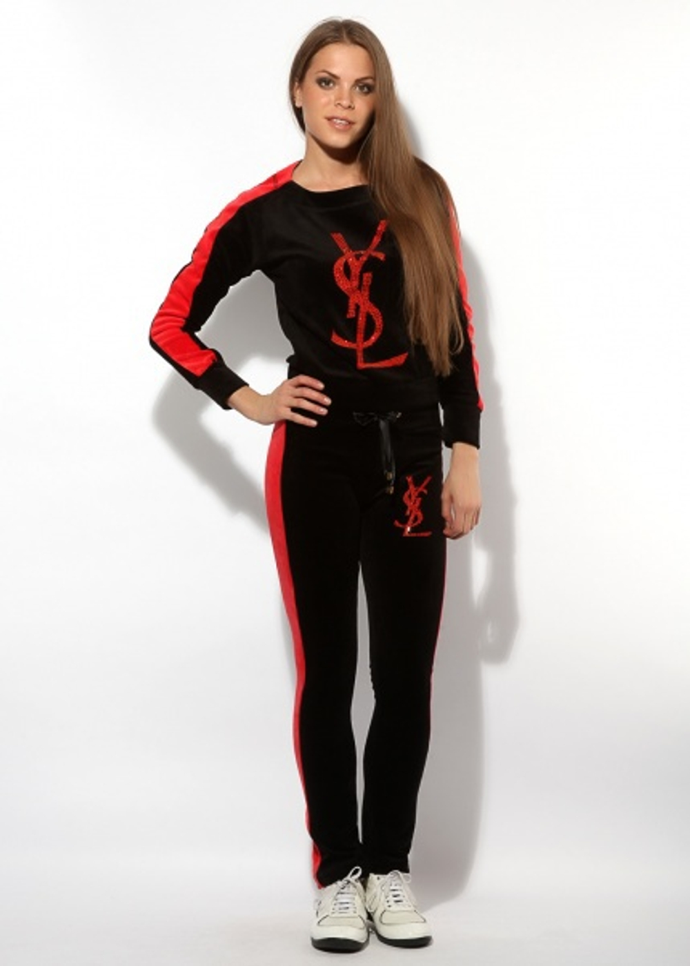 спортивный костюм