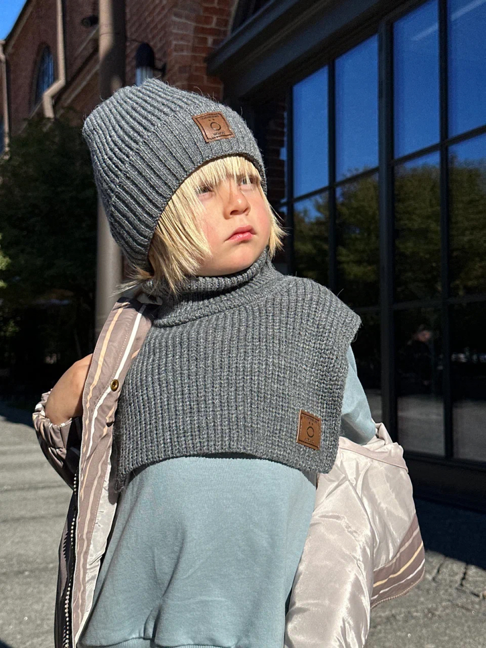 Шапка вязаная с отворотом Mjölk Серый меланж