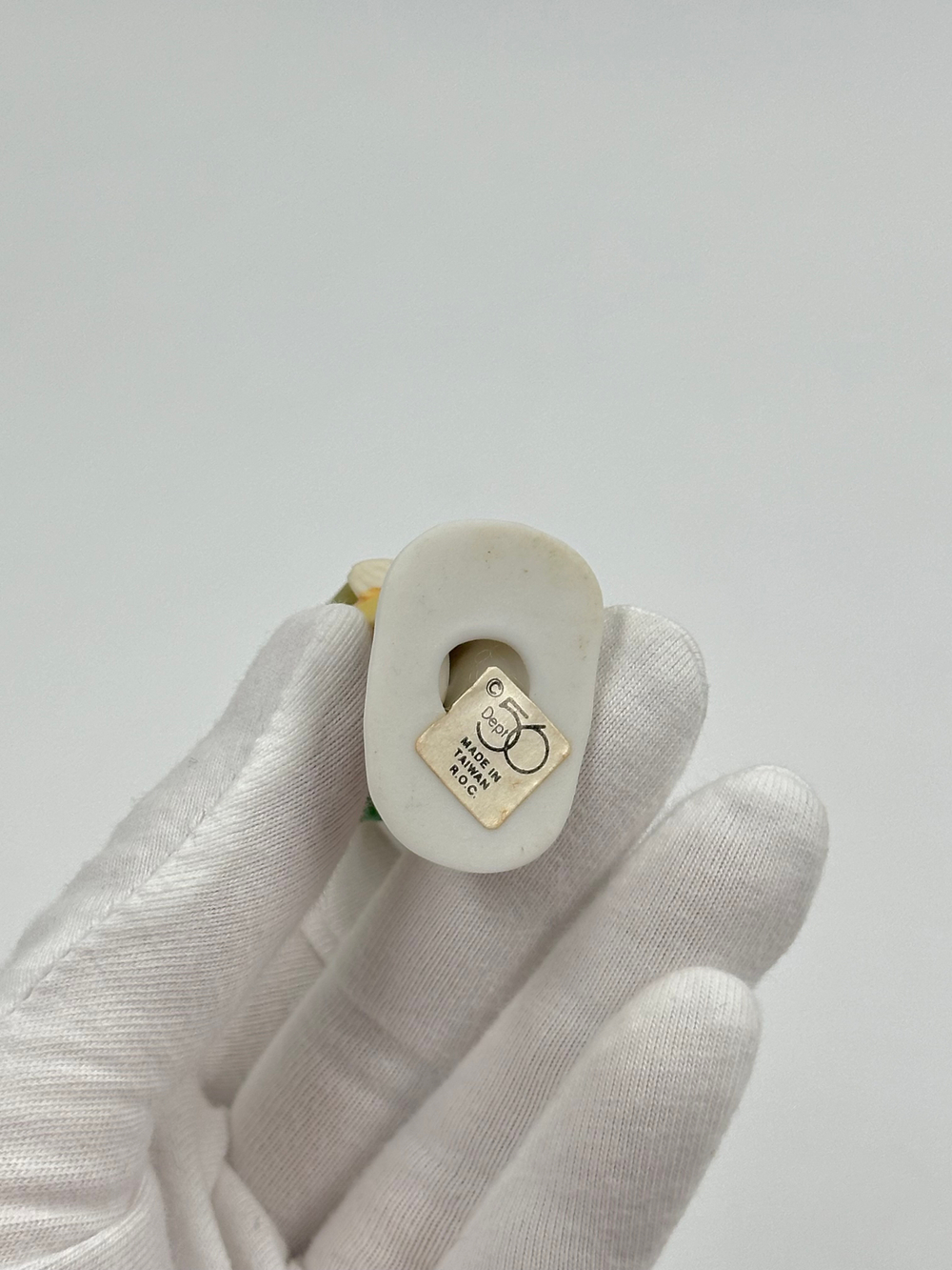 Фигурка Мужчина со свёртком Department 56