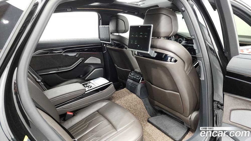 Audi A8 (D5) 55 TFSI Quattro LWB (12.2019)