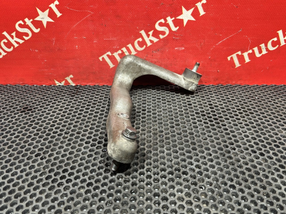 Кронштейн диффузора левый 2021г