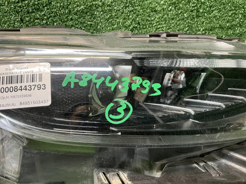 Фара правая Maserati Levante (2020-2024) LED