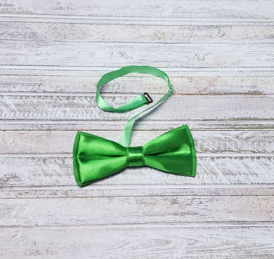 Галстук бабочка классика, лайм глянец