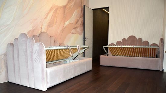 Бамбини в розовых цветах