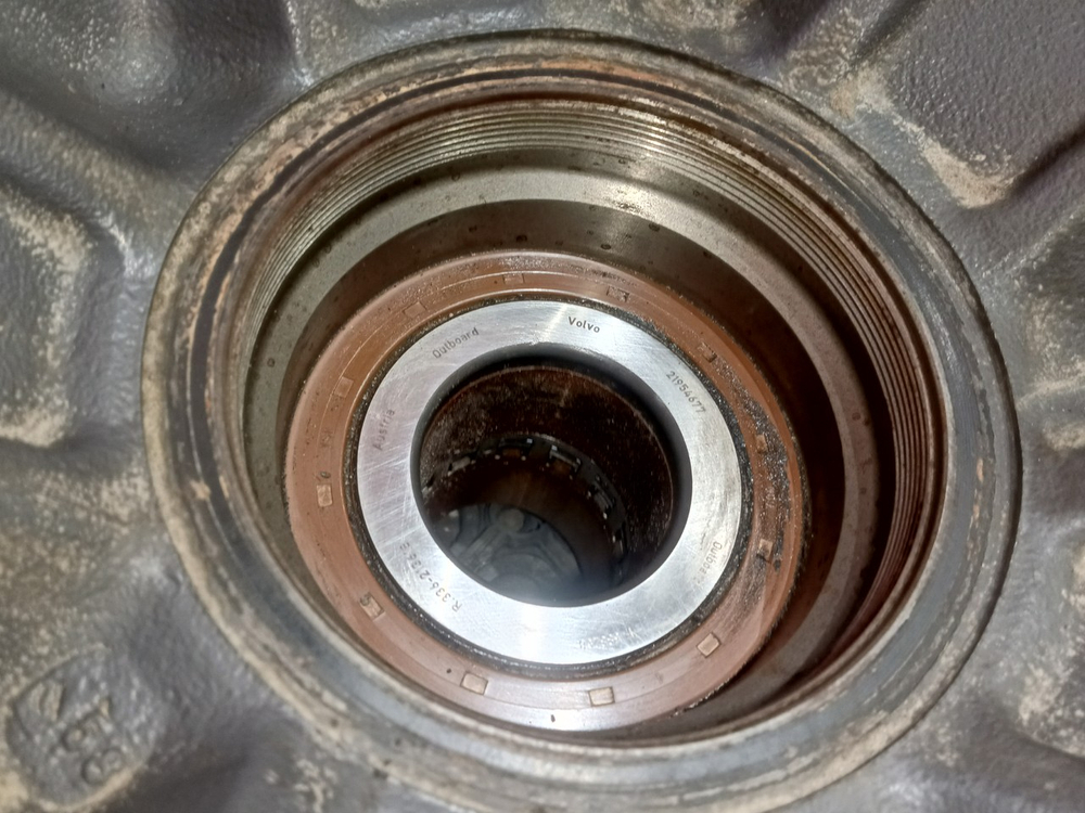 Ступица передняя 2019г