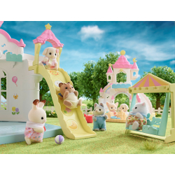 Sylvanian Families - Цветной детский сад + кролик с опущенными ушами 5743