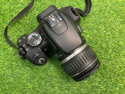Canon EOS 350D Kit EF-S 18-55mm 3.5-5.6 II