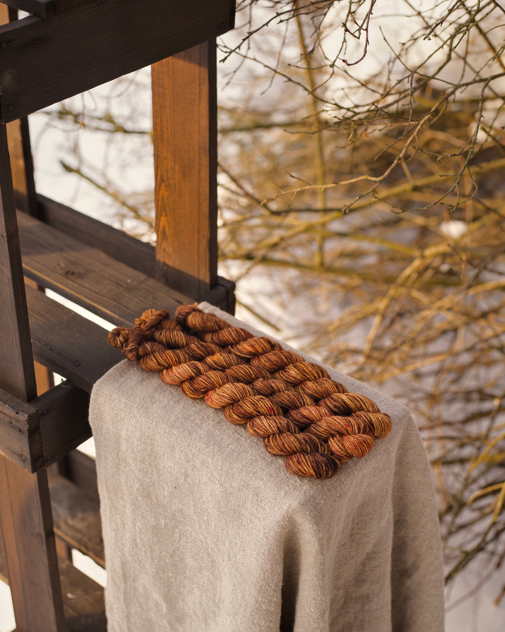 Мини пасма 20 г "Древесный в крапинку" меринос