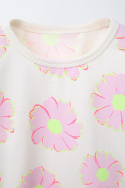 ZARA ФУТБОЛКА С ЦВЕТОЧНЫМ ПРИНТОМ, ЭКРЮ