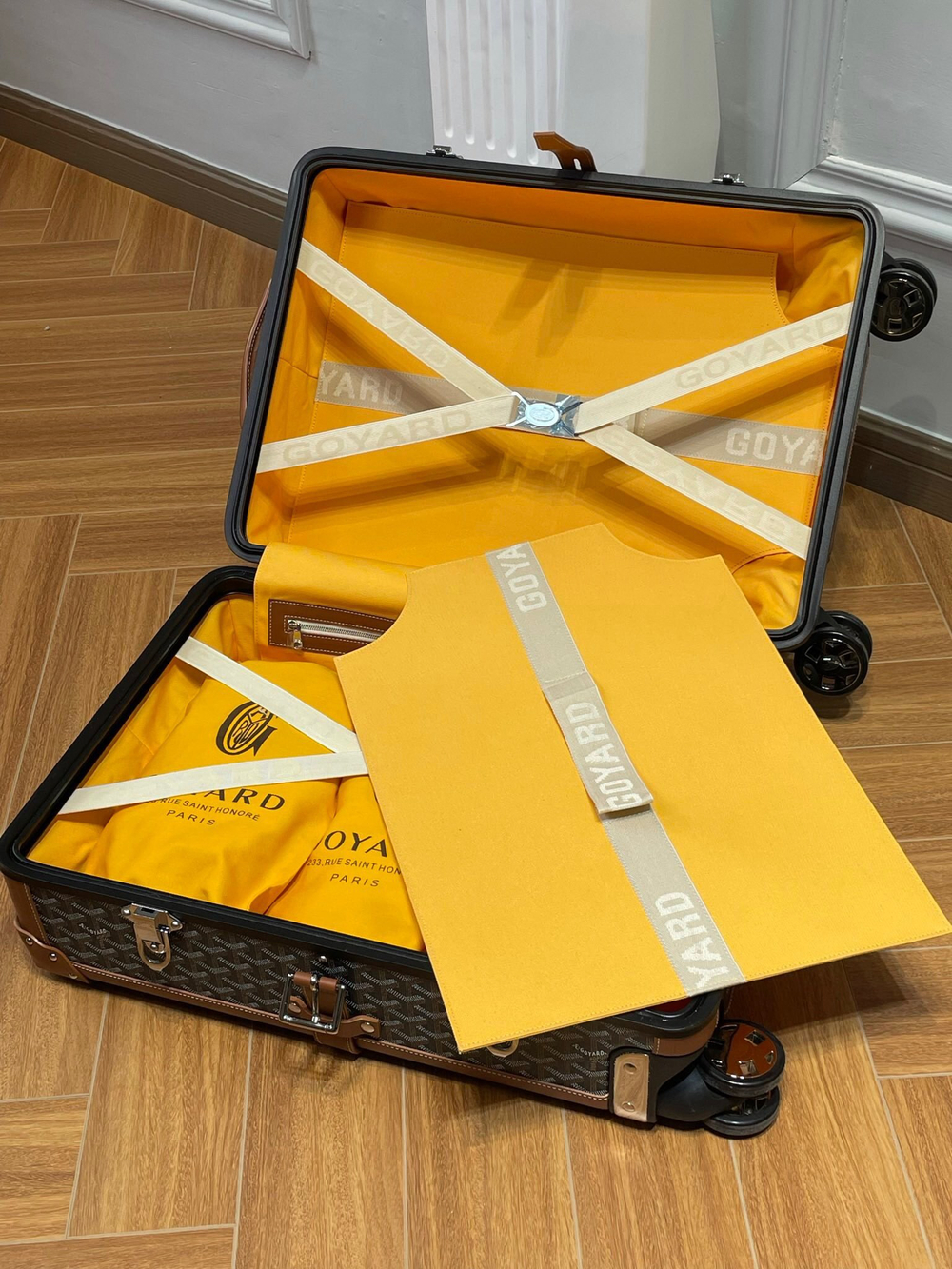 Goyard Bourget PM Trolley Case