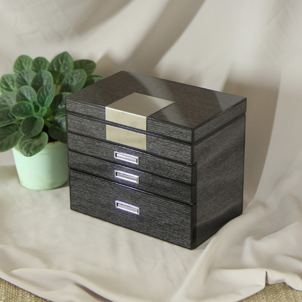 Шкатулка ювелирная